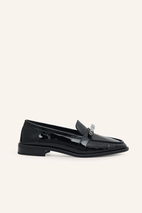 Fiyonk Detaylı Deri Loafer