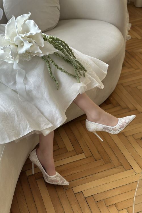 Beyaz Saten Jolie Topluklu Gelin Ayakkabısı 